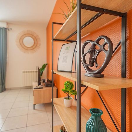 Appartement Tout Equipe A 3 Min Gare Annemasse - Ideal Famille Ou Pro - Parking Inclus Ville-la-Grand Exterior foto
