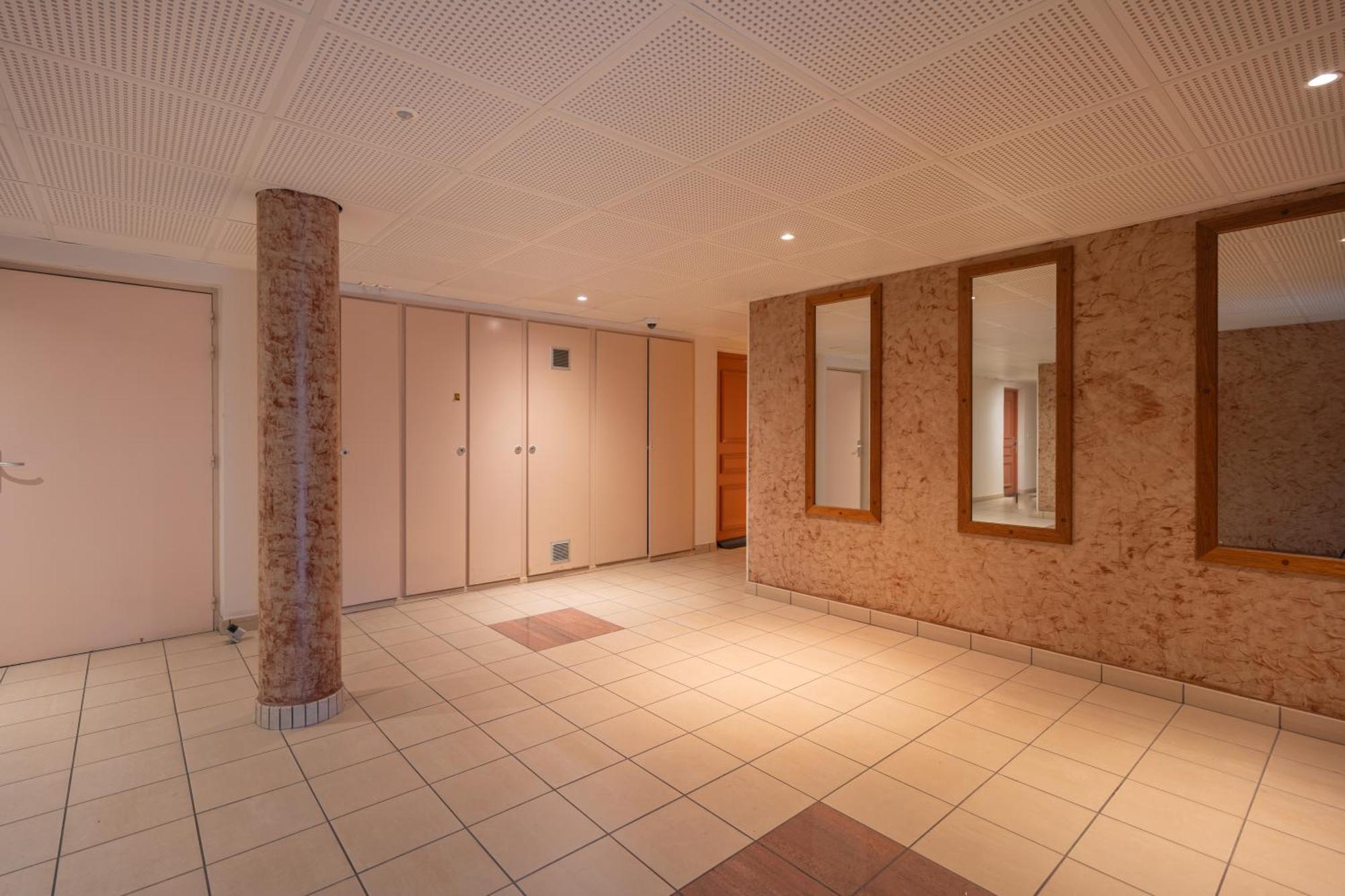 Appartement Tout Equipe A 3 Min Gare Annemasse - Ideal Famille Ou Pro - Parking Inclus Ville-la-Grand Exterior foto